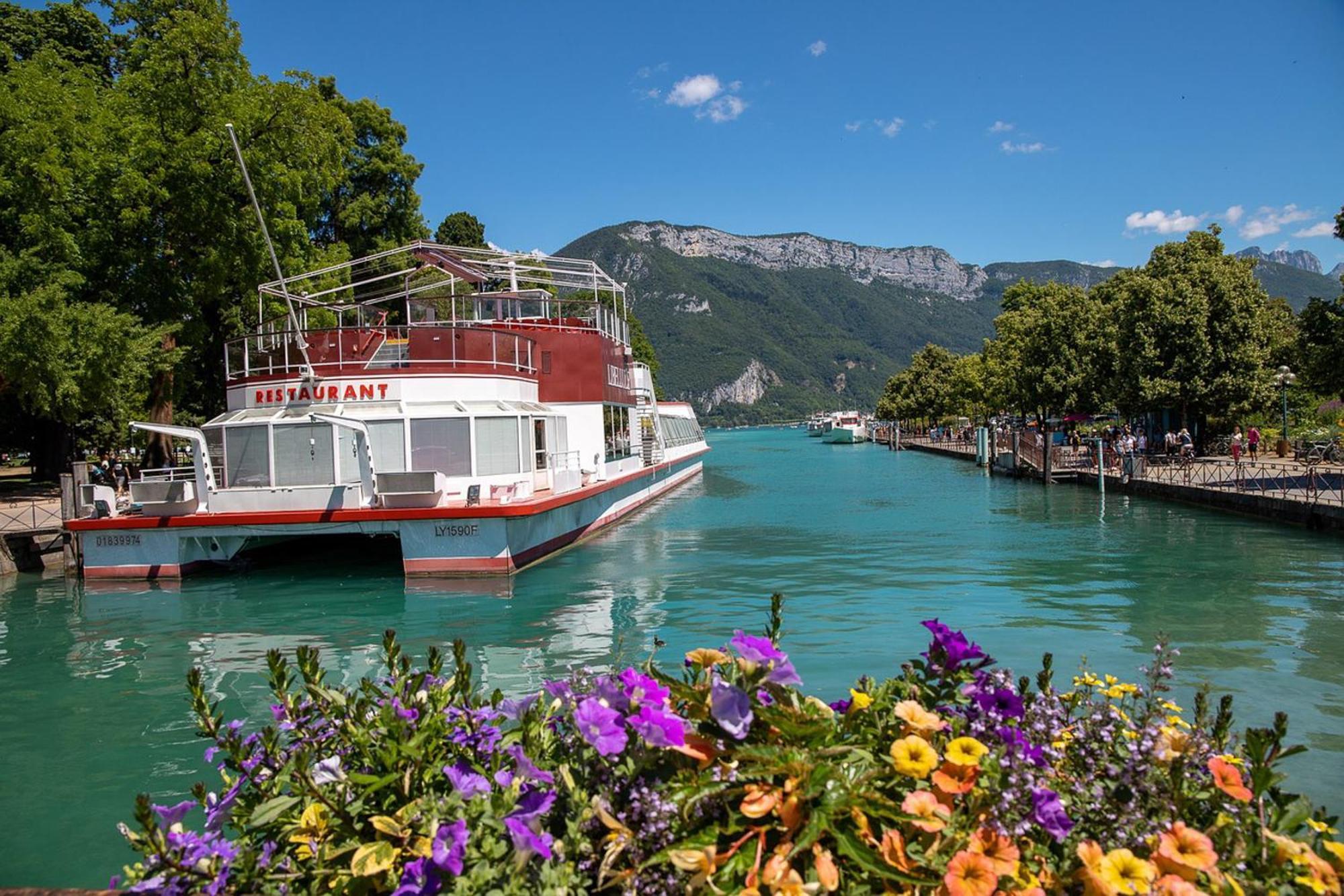 Reflet Bleu Du D'annecy 3 Etoiles - Face Au Lac, Parking Gratuit, Paddle Board * Doussard