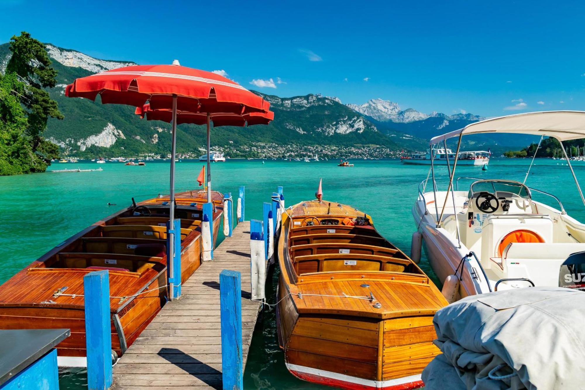 Appartement Reflet Bleu Du D'annecy 3 Etoiles - Face Au Lac, Parking Gratuit, Paddle Board Doussard