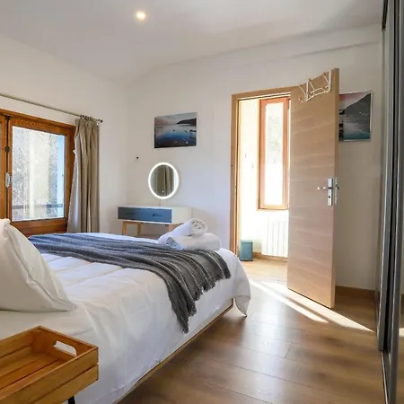 Reflet Bleu Du Lac D'Annecy 3 Etoiles - Face Au Lac, Parking Gratuit, Paddle Board Doussard Exterior foto