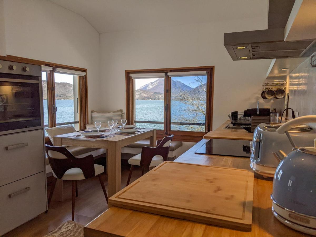 Reflet Bleu Du D'annecy 3 Etoiles - Face Au Lac, Parking Gratuit, Paddle Board Apartment *